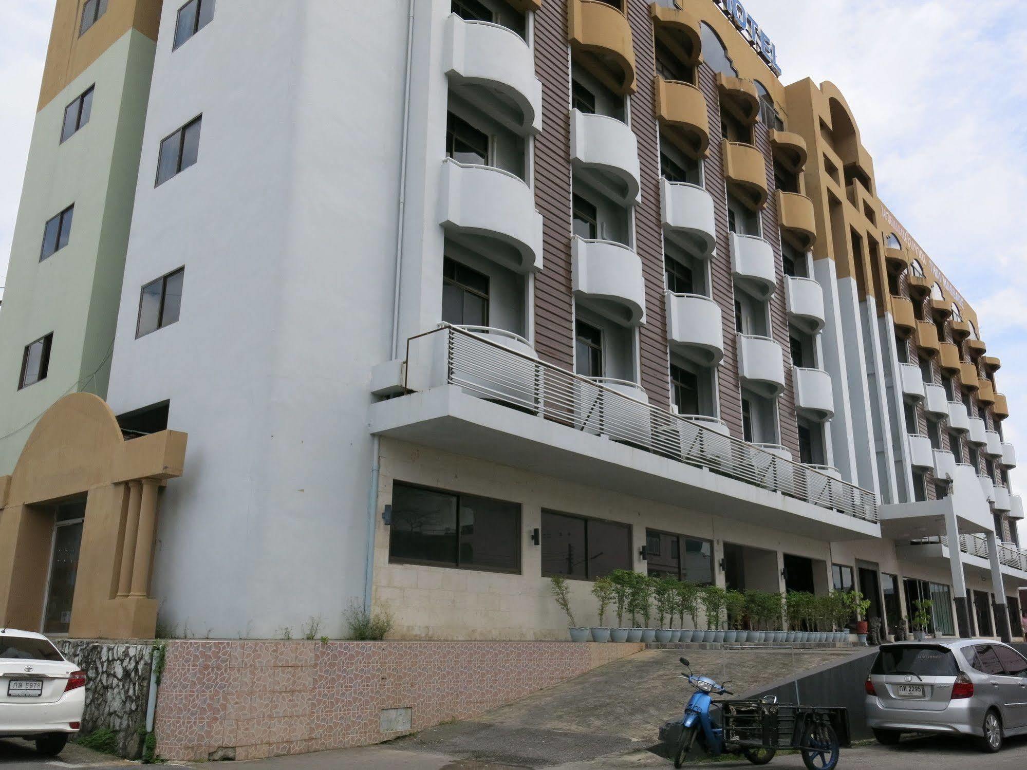 Rome Place Hotel Phuket Exterior photo