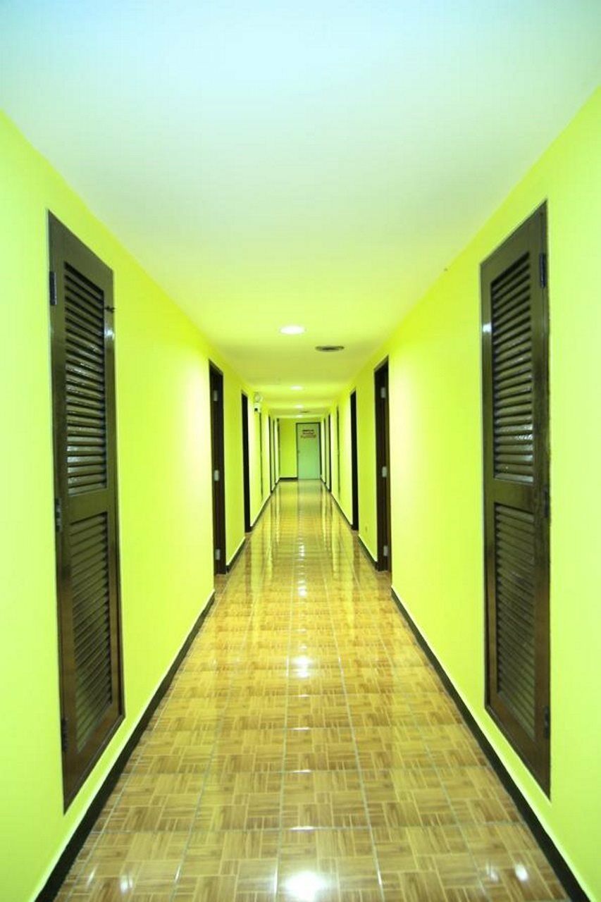 Rome Place Hotel Phuket Exterior photo